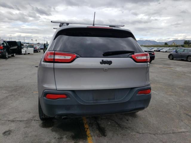 1C4PJLCB3JD556453 Jeep Cherokee Latitude