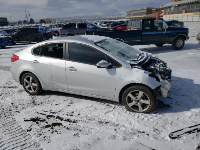 KNAFK4A66G5500057 KIA FORTE LX