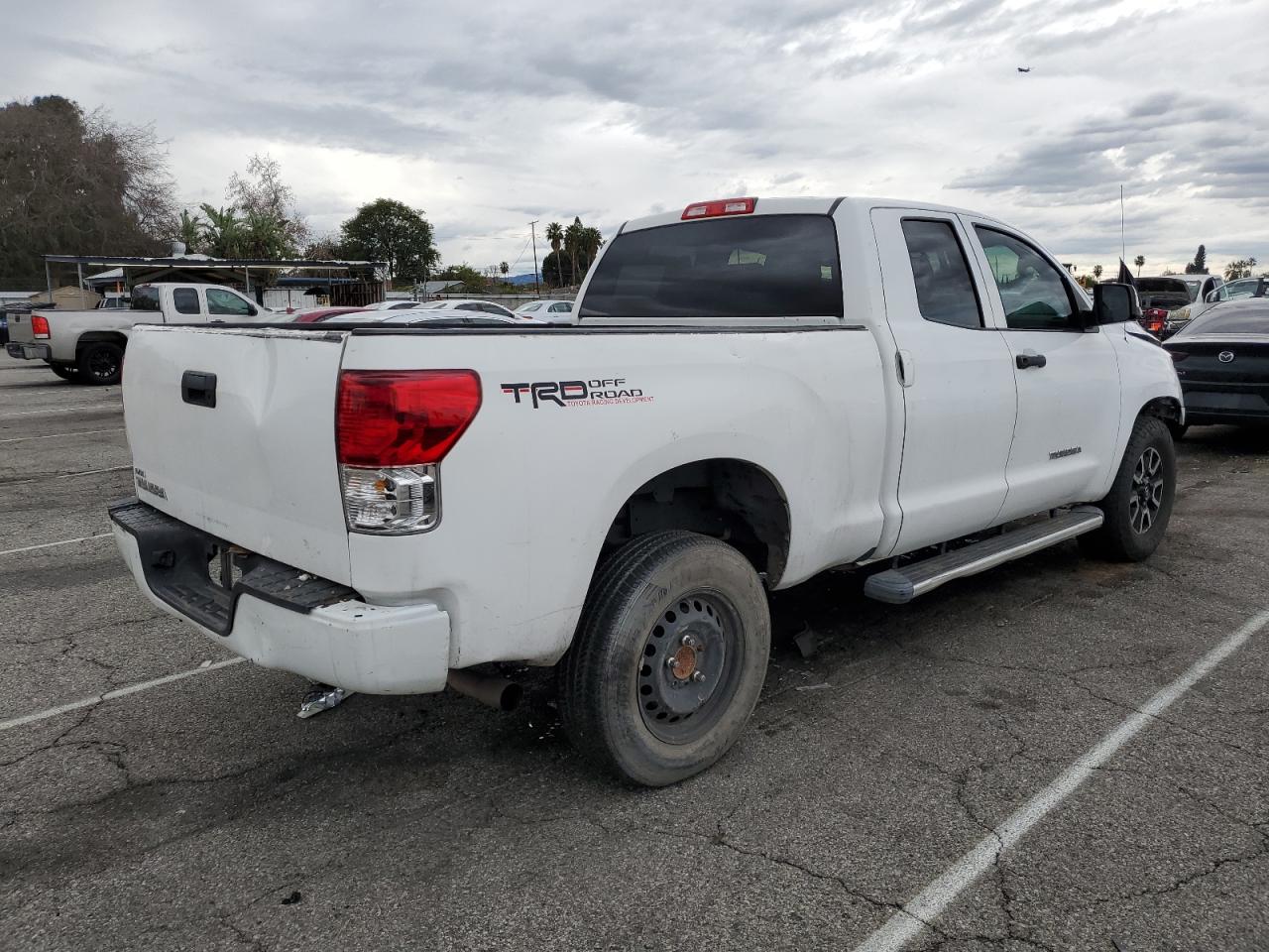 2011 Toyota Tundra Double Cab Sr5 VIN: 5TFRM5F1XBX025703 Lot: 49137034