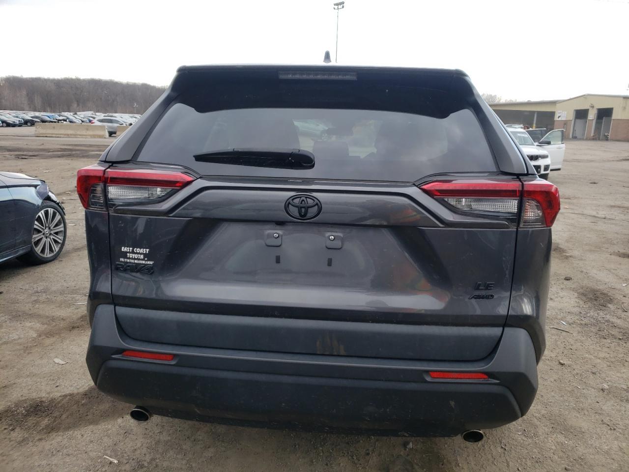 2T3F1RFVXKW063622 TOYOTA RAV4 2019