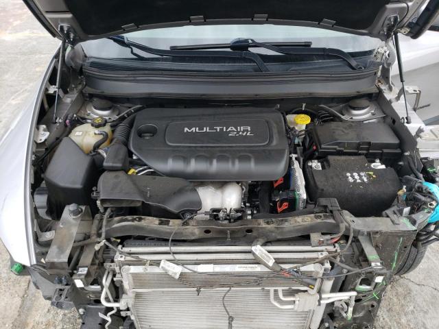1C4PJLCB3JD556453 Jeep Cherokee Latitude