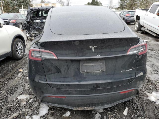 7SAYGDEE8NF387080 Tesla Model Y  6