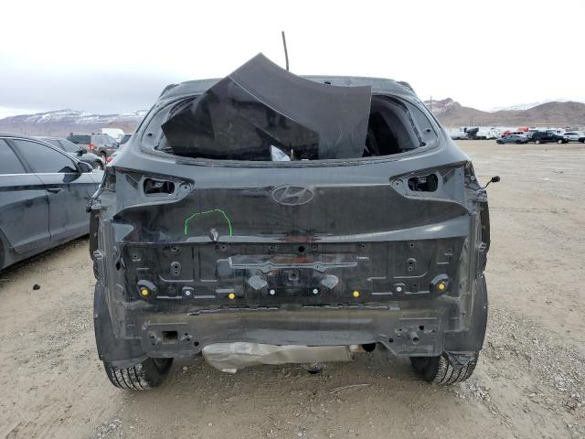 2017 HYUNDAI TUCSON SE - KM8J23A47HU355605