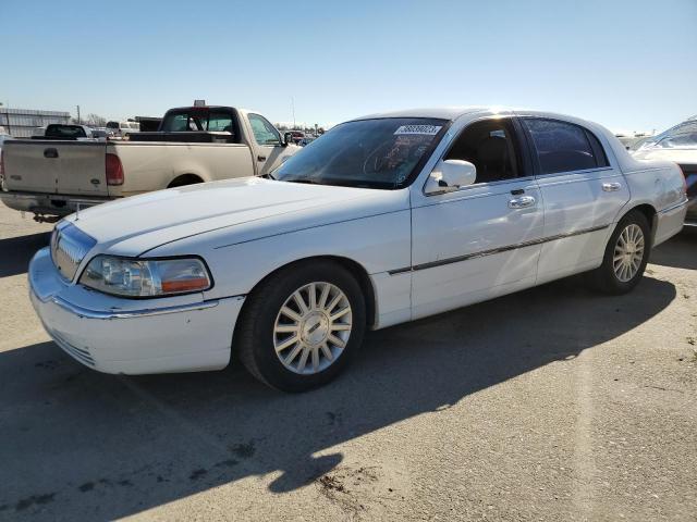 2003 Lincoln Town Car Executive