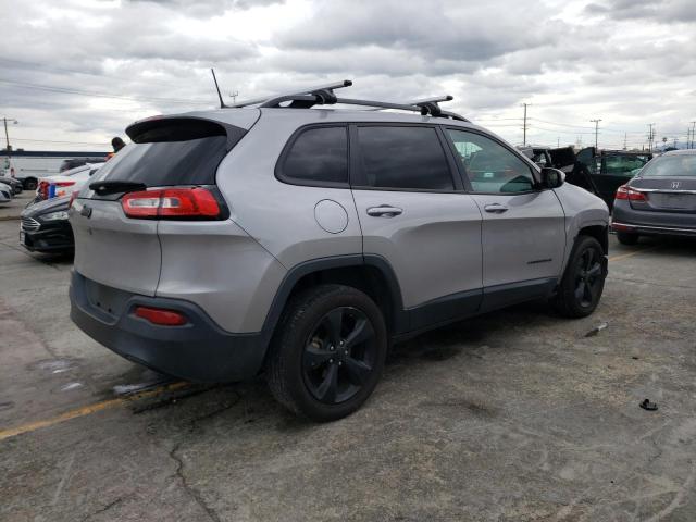 1C4PJLCB3JD556453 Jeep Cherokee Latitude