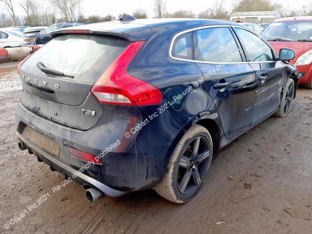 YV1MV33V0K2554933 Volvo V40 R-desi