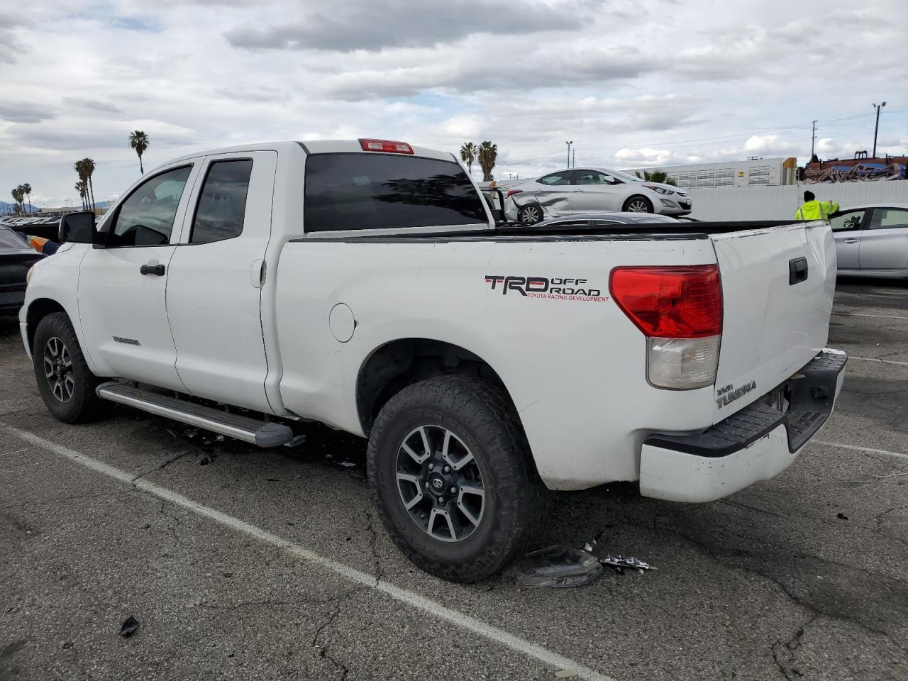 2011 Toyota Tundra Double Cab Sr5 VIN: 5TFRM5F1XBX025703 Lot: 49137034