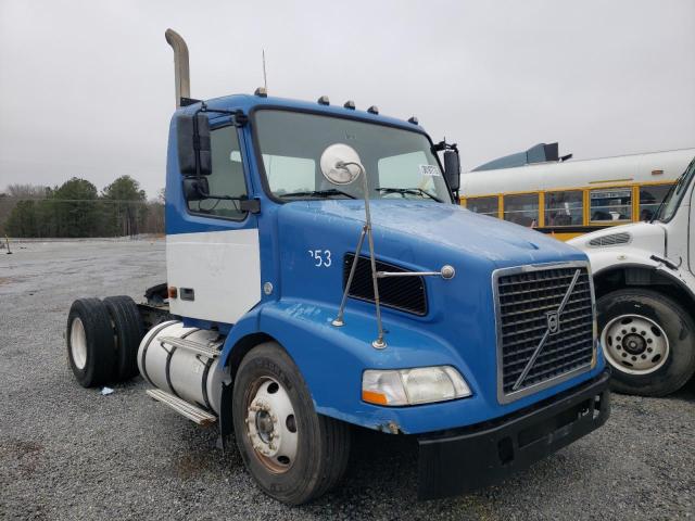 Vehiculos salvage en venta de Copart Loganville, GA: 2007 Volvo VN VNM