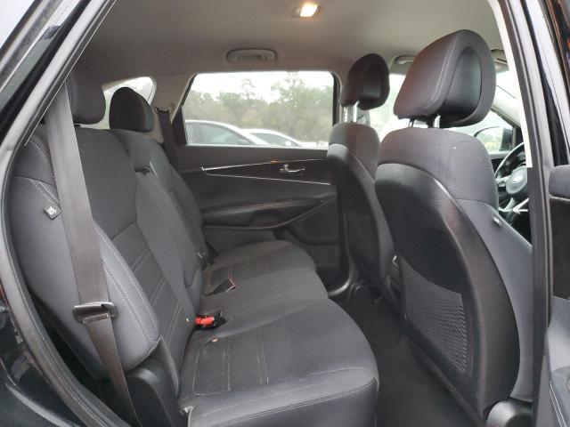 2016 KIA SORENTO LX - 5XYPG4A30GG090037