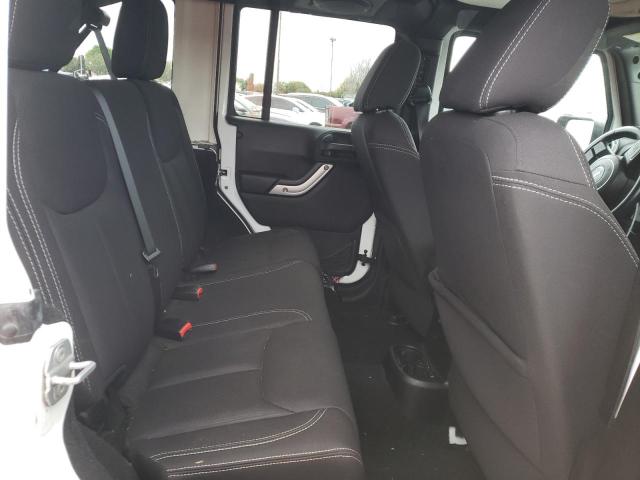 1C4BJWEG4DL671187 Jeep Wrangler Unlimited Sahara