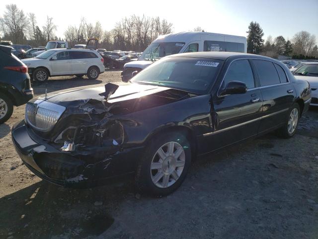 2010 Lincoln Town Car 