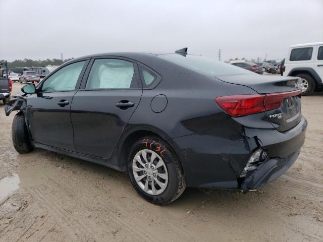 3KPF24AD9PE538047 KIA FORTE LX
