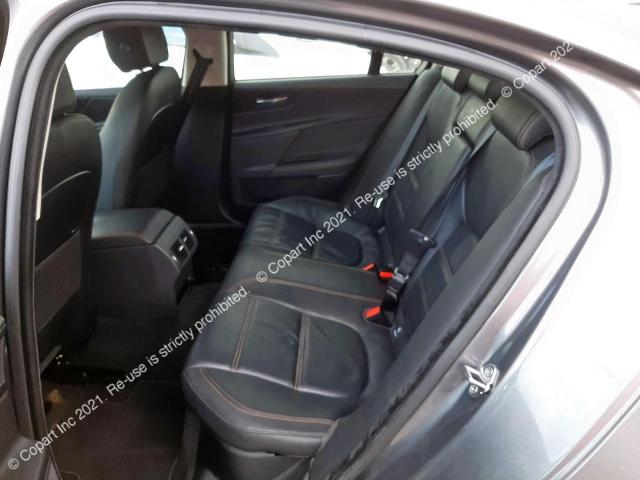 SAJAB4CN5GA928065 Jaguar XE PRESTIG