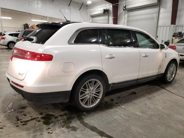 2017 LINCOLN MKT - 2LMHJ5ATXHBL01133