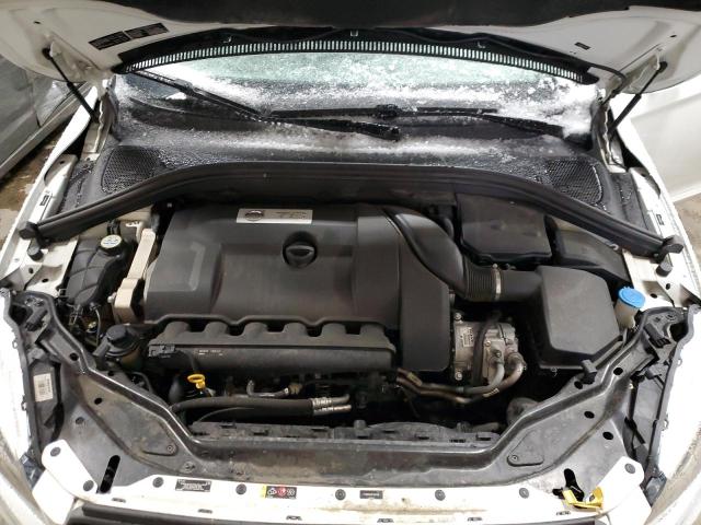 2015 VOLVO XC60 T6 R- - YV4902RH5F2621305