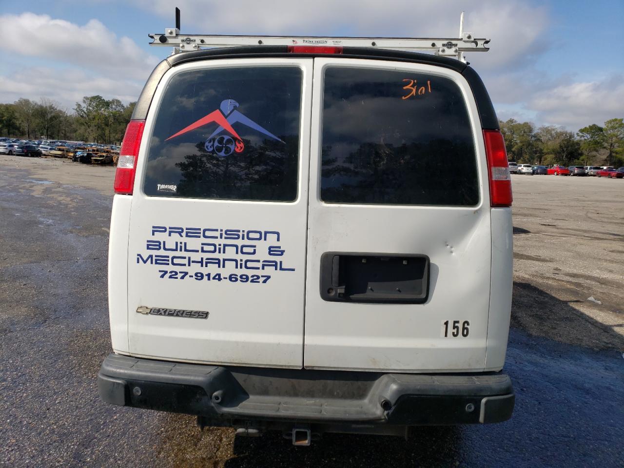 VIN: 1GCWGAFG9K1348151 2019 CHEVROLET EXPRESS