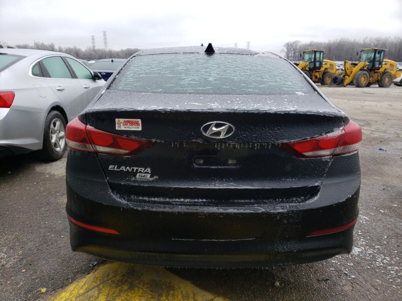 2017 Hyundai Elantra Se vin: KMHD74LF5HU121689