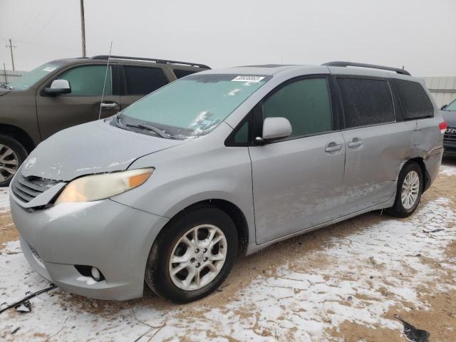 2012 Toyota Sienna XLE