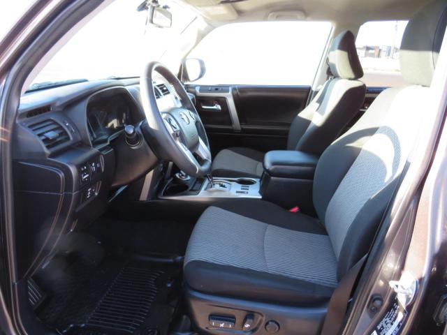 2023 TOYOTA 4RUNNER SE JTEMU5JR5P6092418