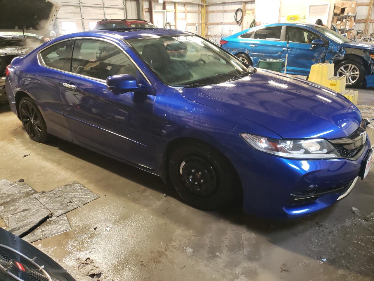 1HGCT1B89HA008893 2017 Honda Accord Exl