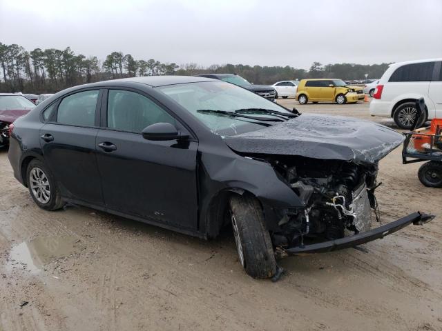 3KPF24AD9PE538047 KIA FORTE LX