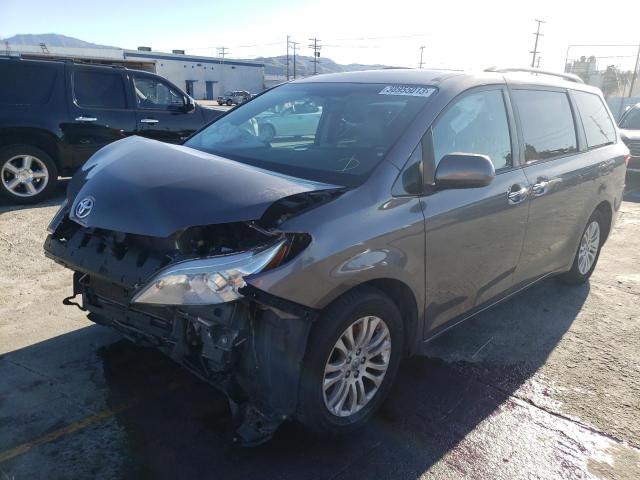 5TDYZ3DC6HS814385 2017 TOYOTA SIENNA - Image 1