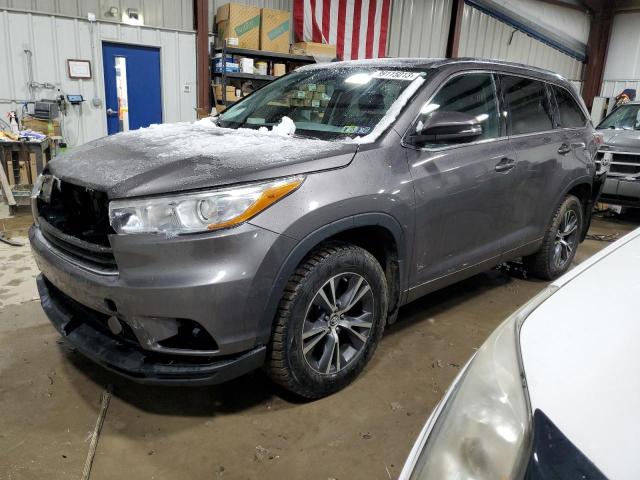 Salvage cars for sale from Copart West Mifflin, PA: 2016 Toyota Highlander