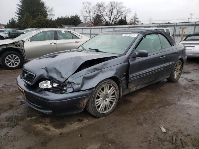 2004 Volvo C70 