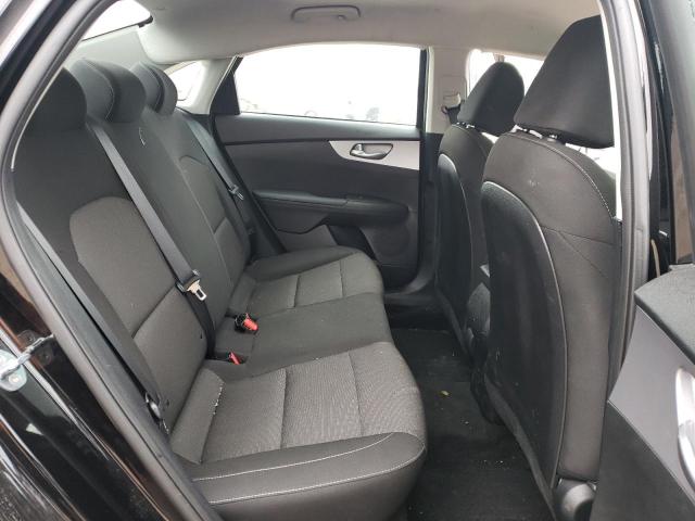 3KPF24AD9PE538047 KIA FORTE LX