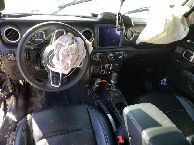 1C4HJXENXJW246114 Jeep Wrangler Unlimited Sahara