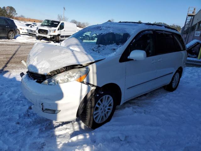 2009 Toyota Sienna XLE