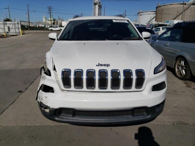 1C4PJMCS4FW686582 Jeep Cherokee Latitude