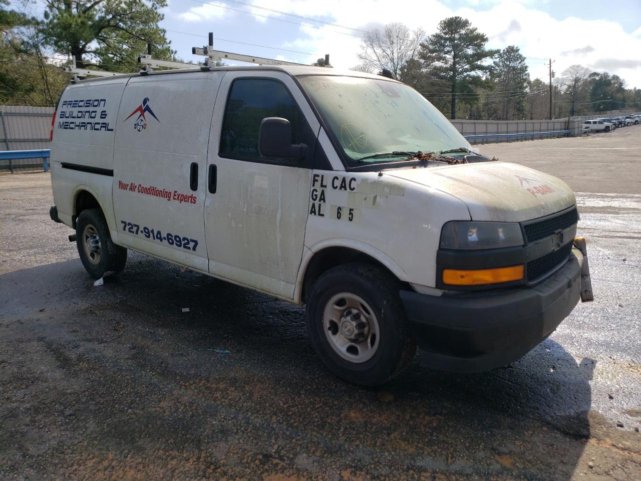 VIN: 1GCWGAFG9K1348151 2019 CHEVROLET EXPRESS