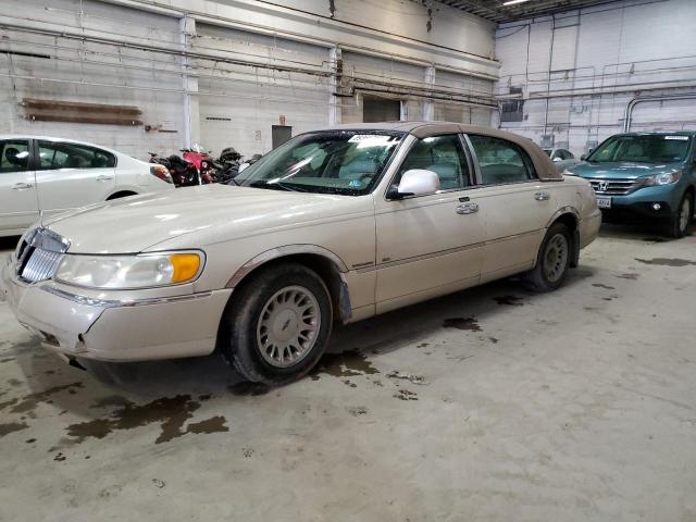 2000 Lincoln Town Car Cartier