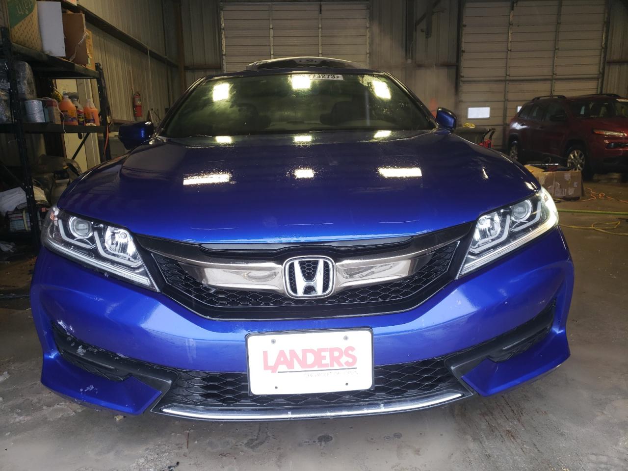 1HGCT1B89HA008893 2017 Honda Accord Exl