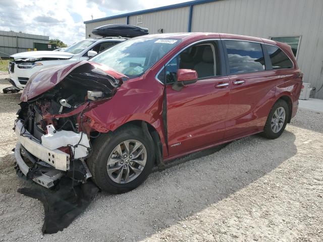 2021 Toyota Sienna XLE