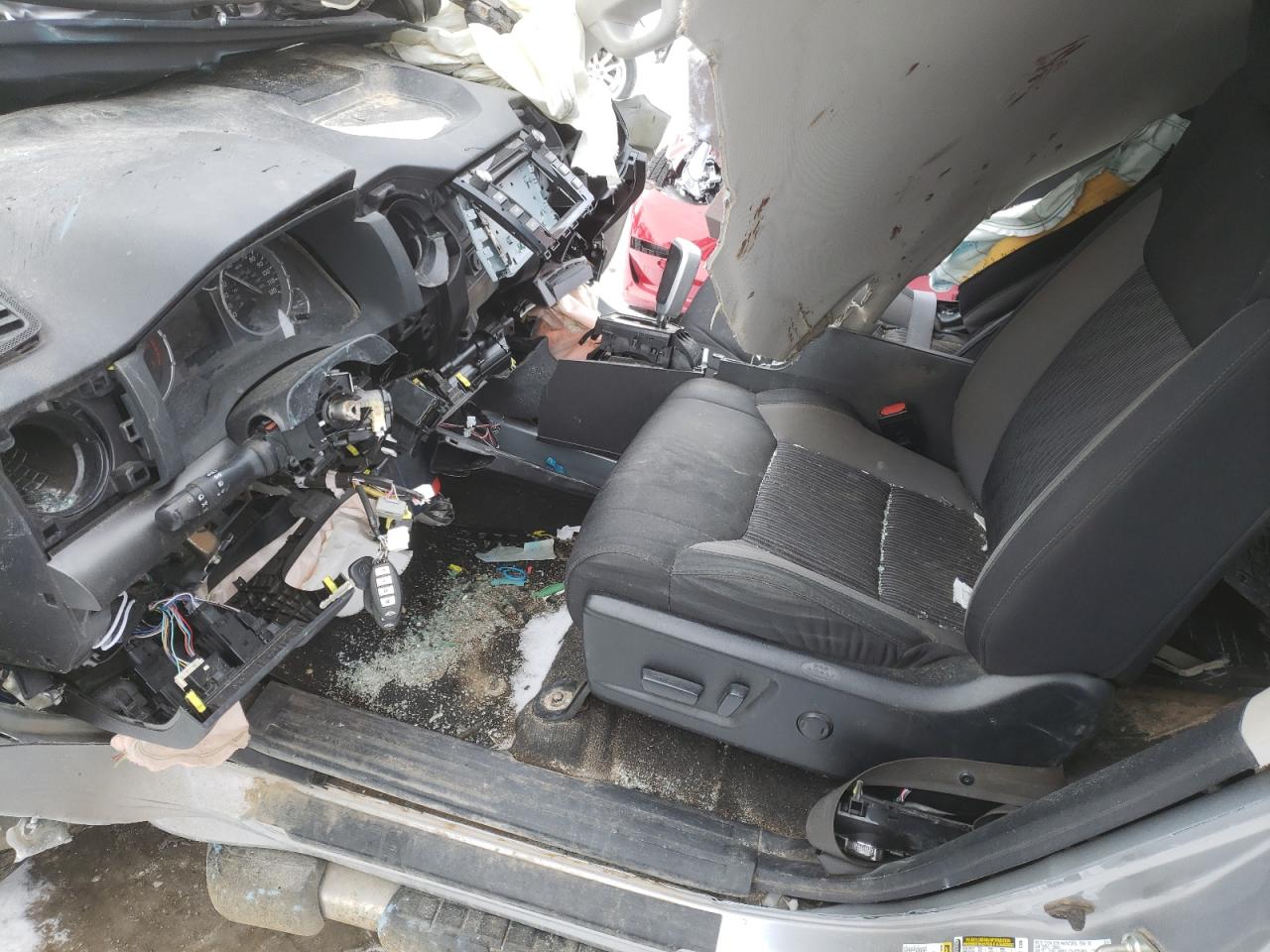 2014 TOYOTA TUNDRA CREWMAX SR5 - 5TFDW5F19EX359827