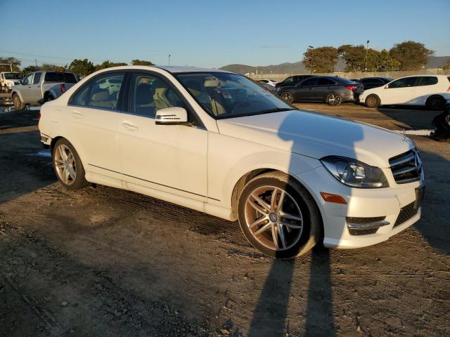 WDDGF4HB0EA946858 Mercedes-Benz C 250