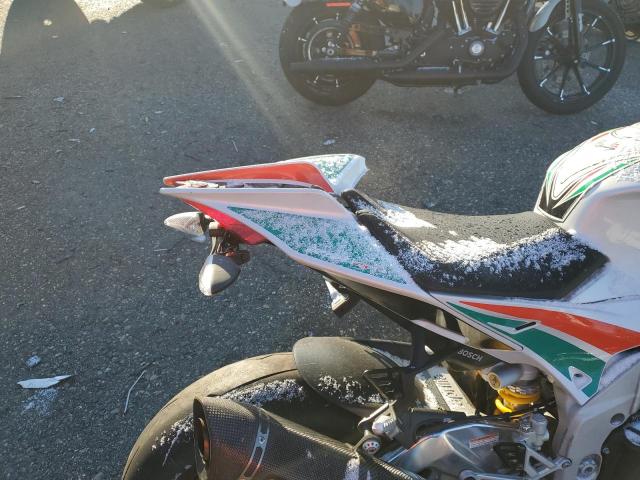2020 APRILIA RSV4 ZD4KEU003LS001979