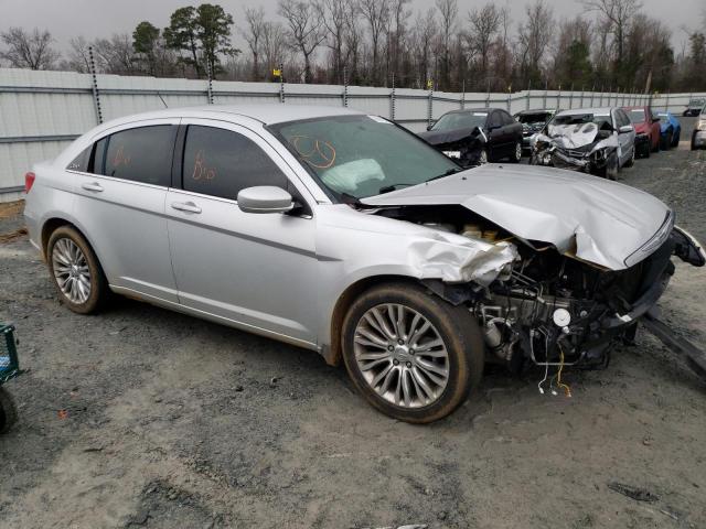 VIN 3FA6P0HD1JR228593 2018 Ford Fusion, SE no.4