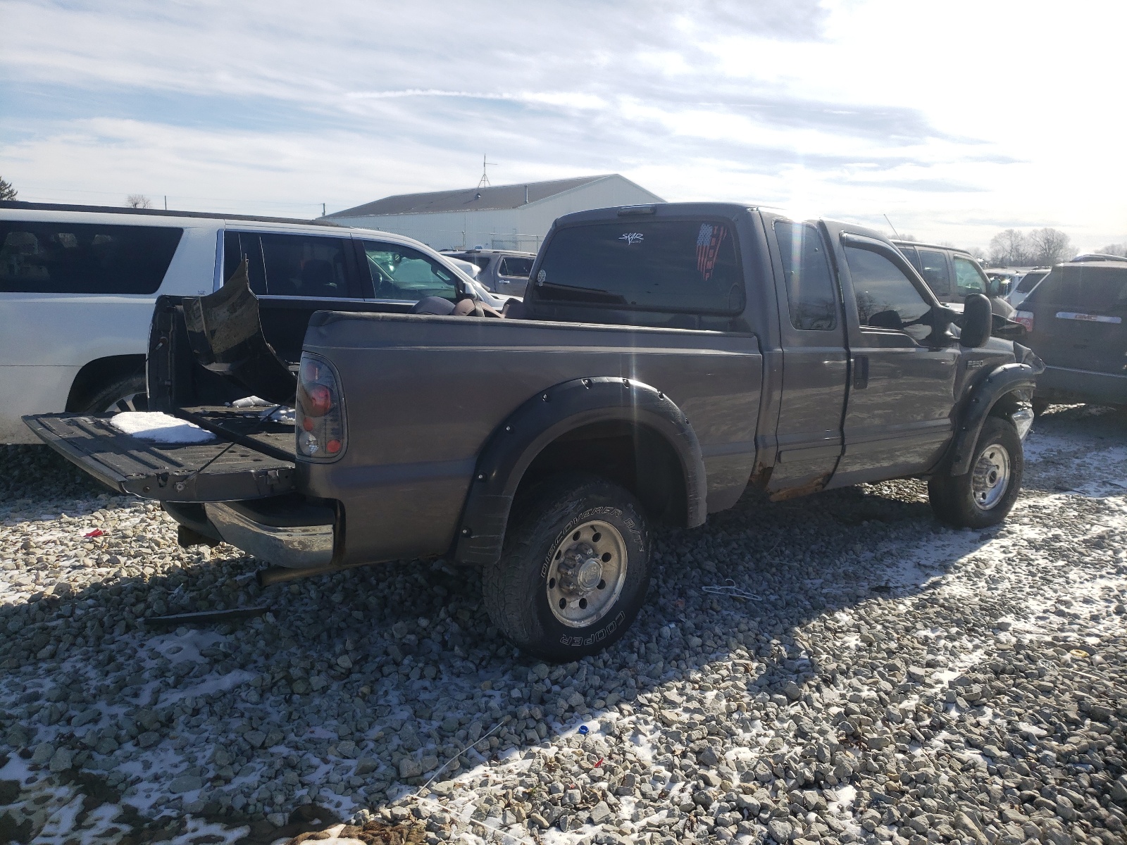 1FTNX21LX2EB80082 2002 Ford F250 Super Duty