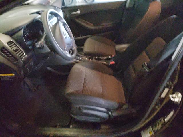 3KPFK4A75JE220671 KIA FORTE LX