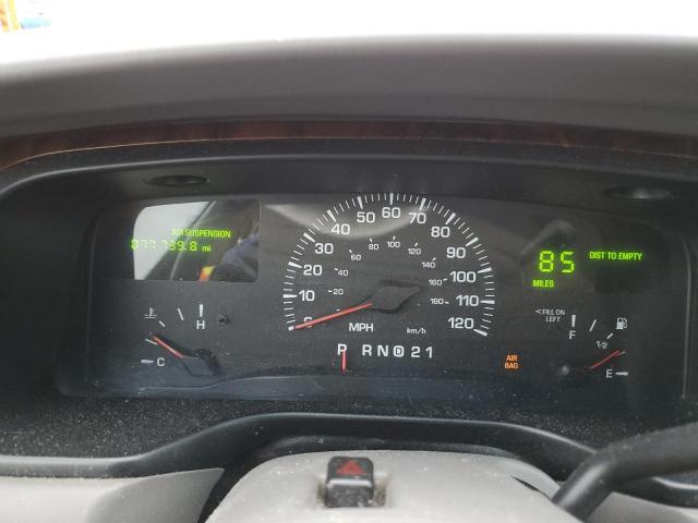 1LNHM81W7YY903280 Lincoln TOWNCAR