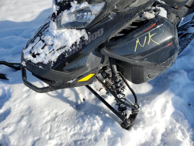 2022 SKI DOO SNOWMOBILE 2BPSDSNA6NV000177