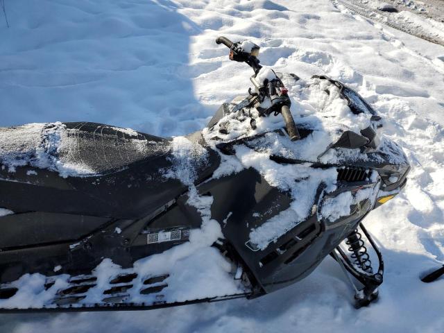 2022 SKI DOO SNOWMOBILE 2BPSDSNA6NV000177