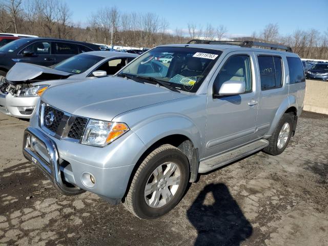 2005 Nissan Pathfinder LE