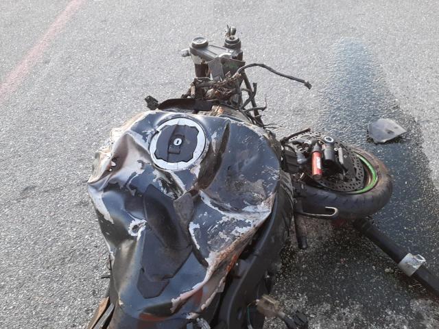 2021 KAWASAKI ZX1002 L JKBZXVL12MA001211