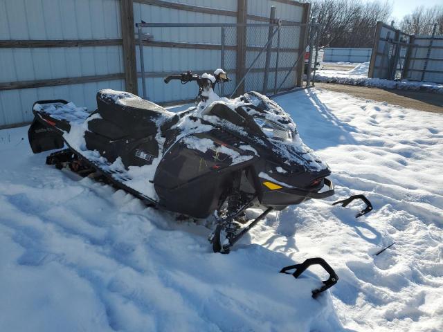 2022 Skidoo Snowmobile for sale in Davison, MI