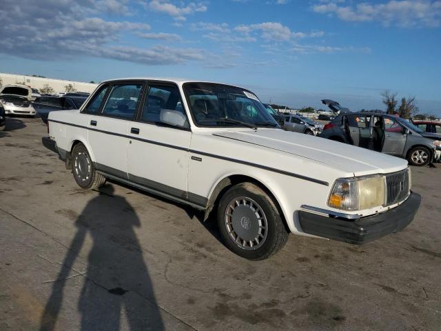 YV1AA8841M1441332 Volvo 240