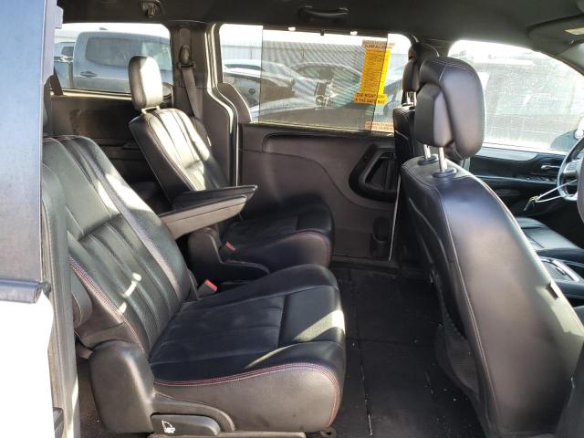 2C4RDGEG4JR284329 Dodge Grand Caravan Gt